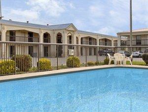 athens days inn