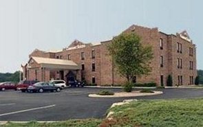 comfort suites crossville